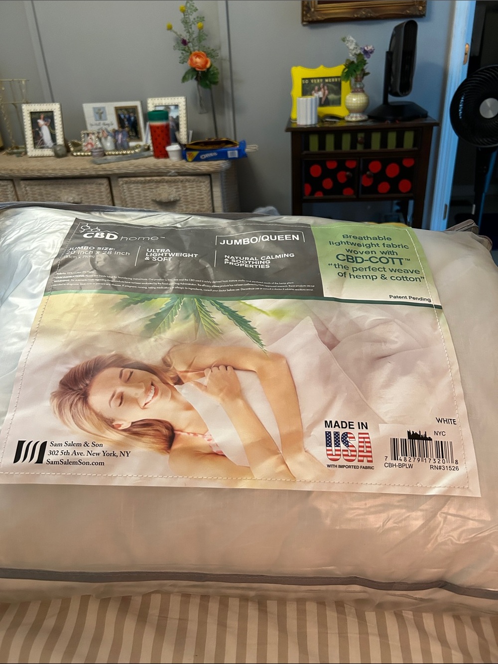 Jumbo/Queen Pillow - White